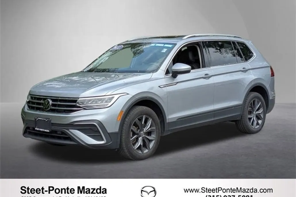 2022 Volkswagen Tiguan SE photo 1