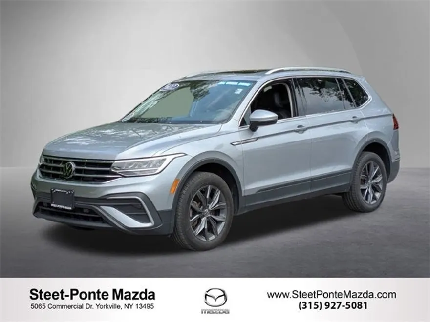2022 Volkswagen Tiguan SE photo 1