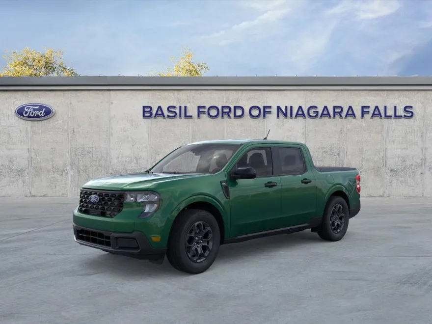 2025 Ford Maverick XLT photo 1