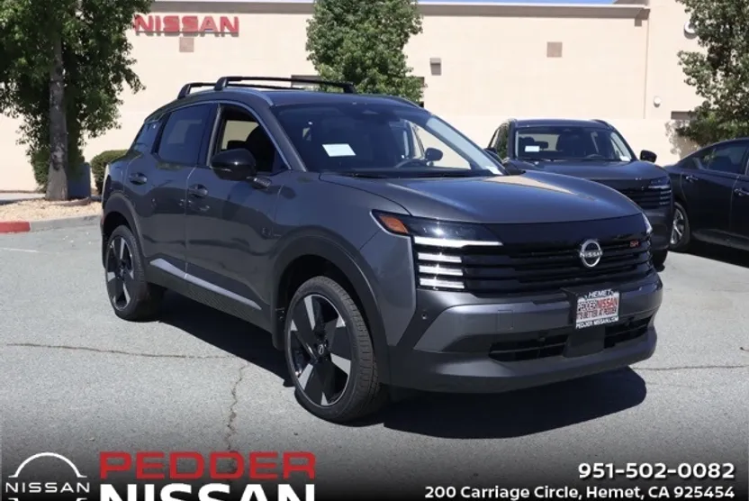 2026 Nissan Kicks SR photo 1