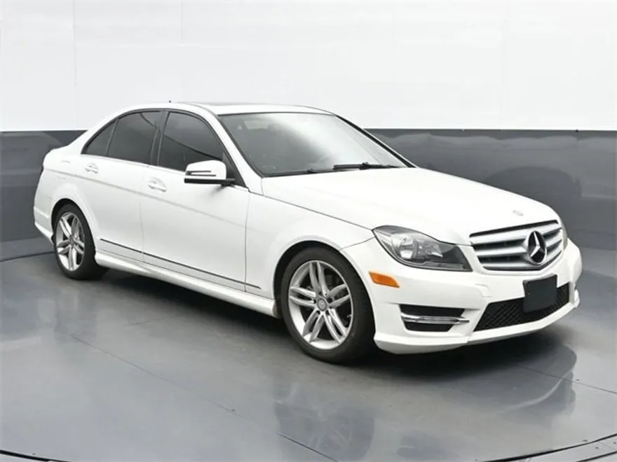 2013 Mercedes Benz C 250 Sedan photo 1
