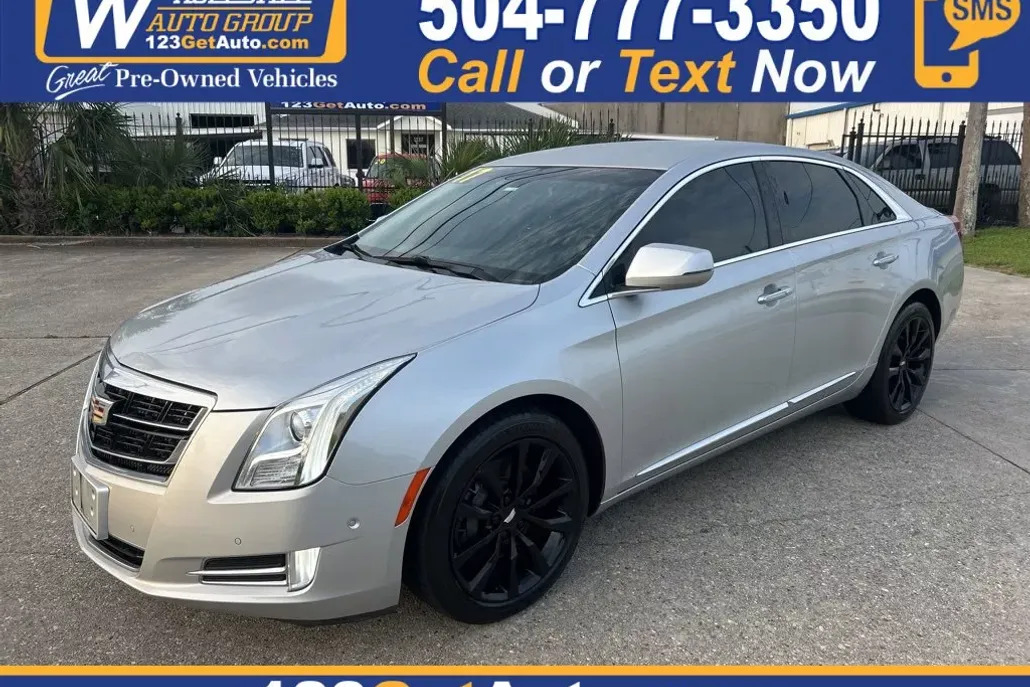2017 Cadillac XTS Luxury photo 1