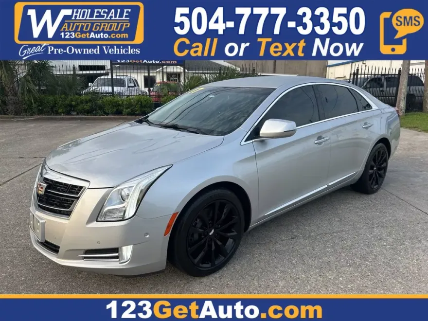 2017 Cadillac XTS Luxury photo 1