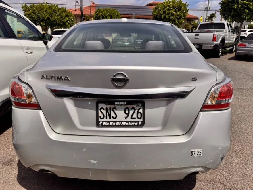 2015 Nissan Altima 2.5 photo 1