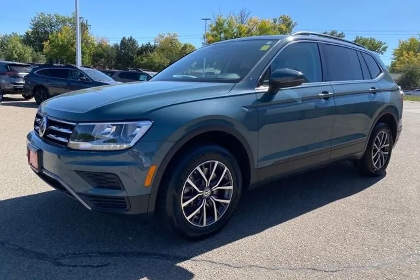 2019 Volkswagen Tiguan SE photo 1