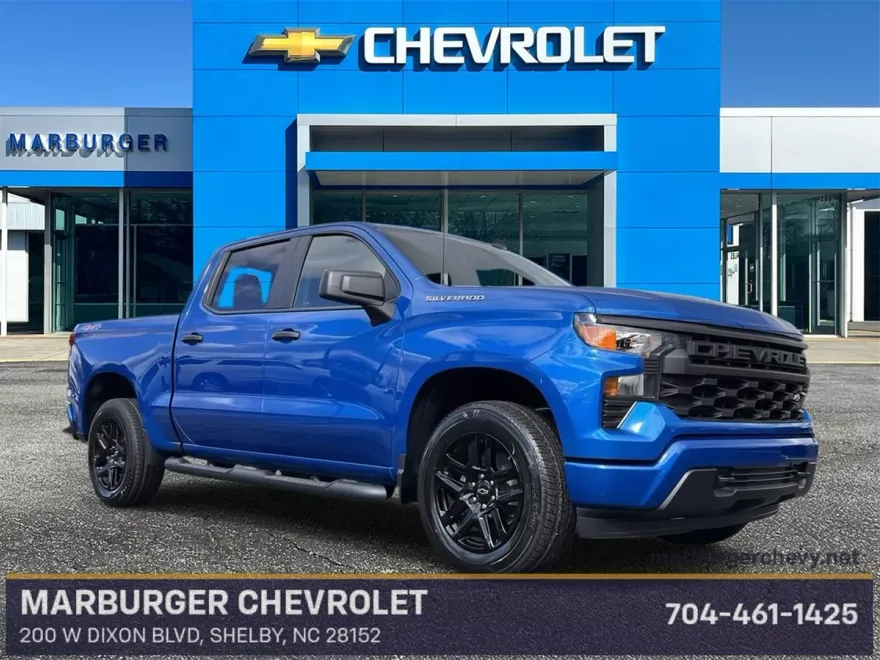2024 Chevrolet Silverado 1500 Custom photo 1
