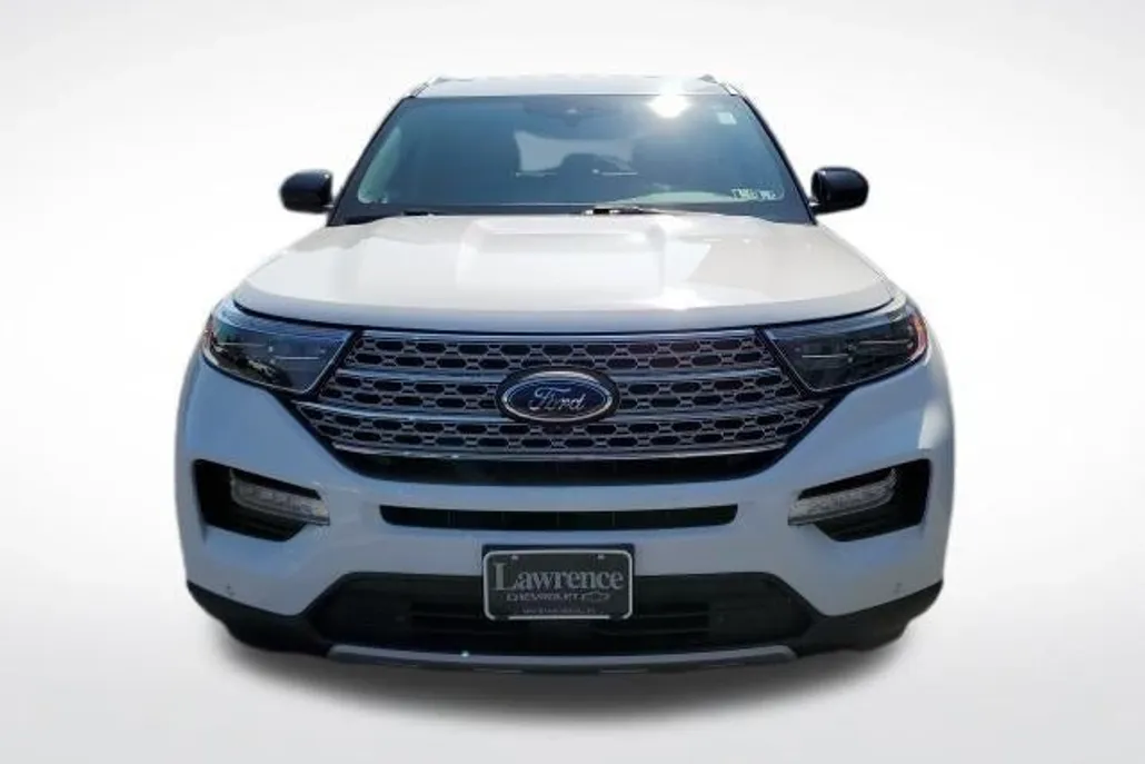 2022 Ford Explorer Limited photo 1