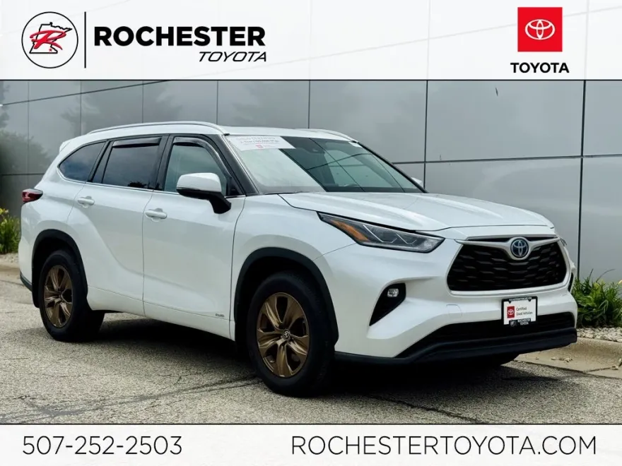2022 Toyota Highlander Hybrid Bronze Edition photo 1
