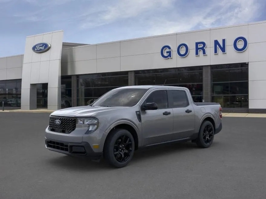 2025 Ford Maverick XLT photo 1