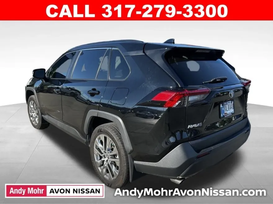 2020 Toyota RAV4 XLE Premium photo 1