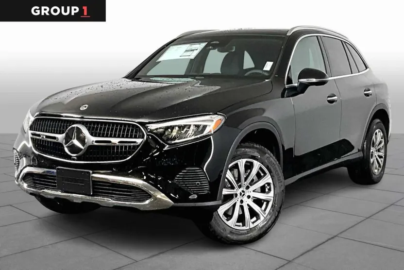 2026 Mercedes Benz GLC 300 4MATIC photo 1