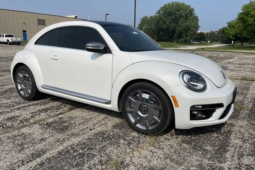 2014 Volkswagen Beetle TDI photo 1