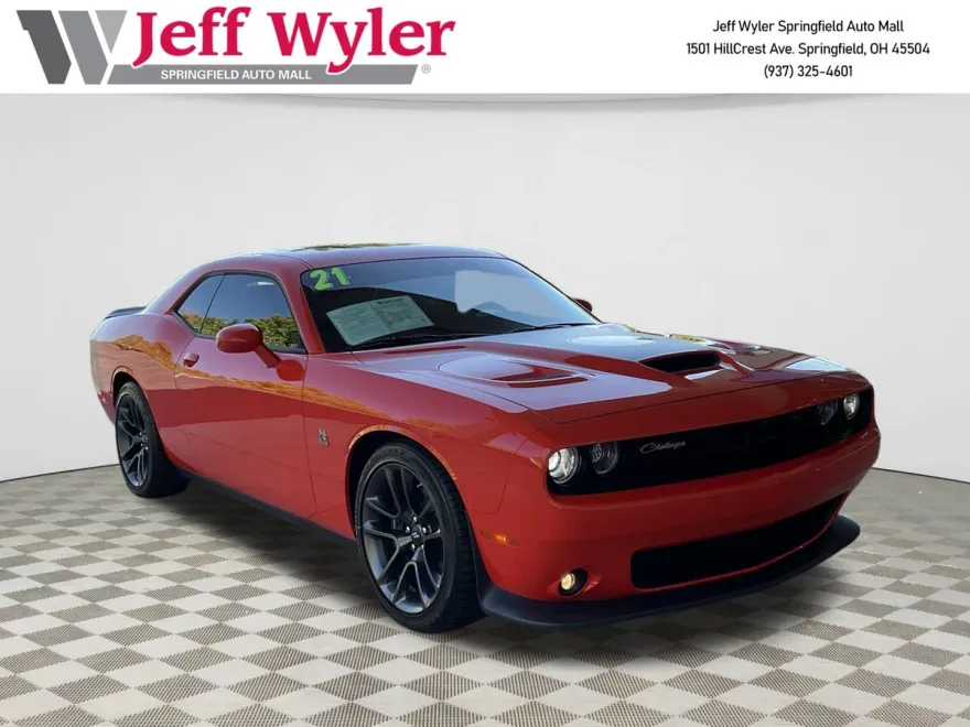 2021 Dodge Challenger R/T Scat Pack photo 1
