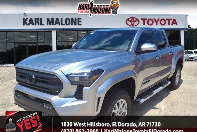 2025 Toyota Tacoma SR5 photo 1