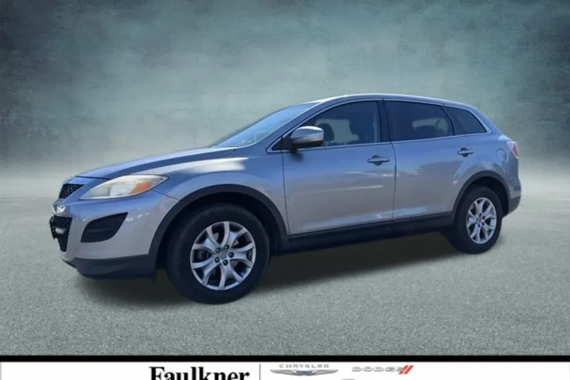 2011 Mazda CX-9 Sport photo 1