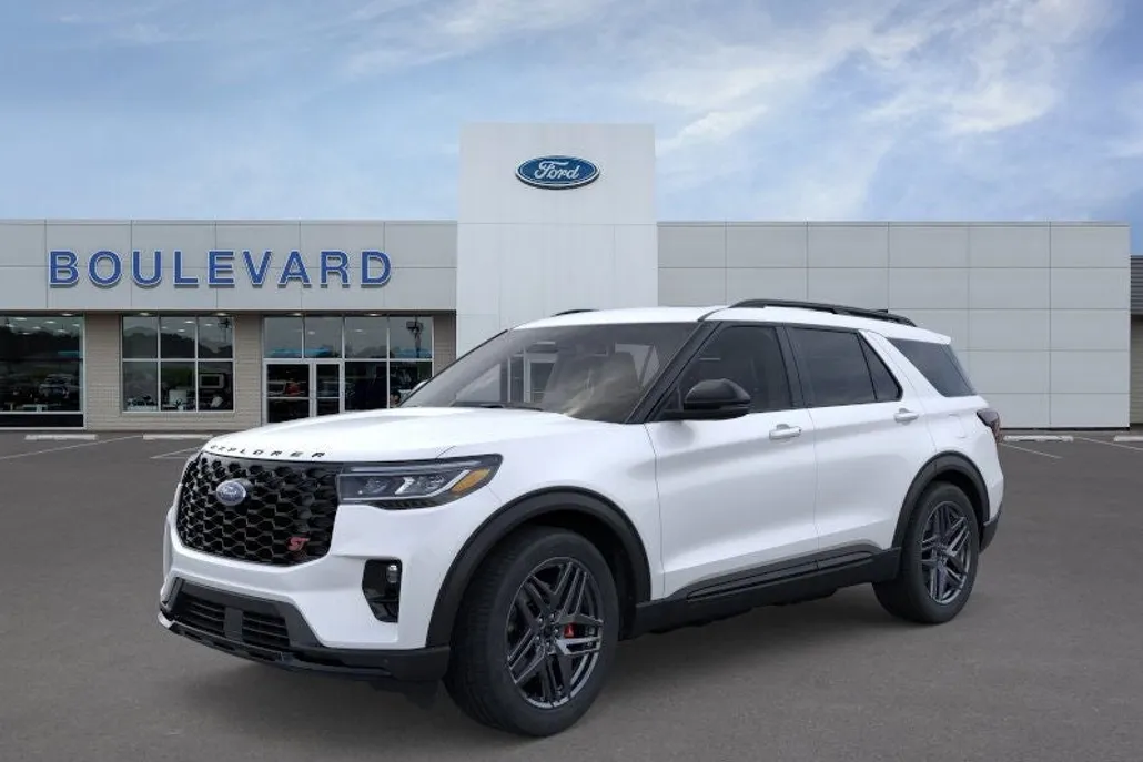 2025 Ford Explorer ST photo 1