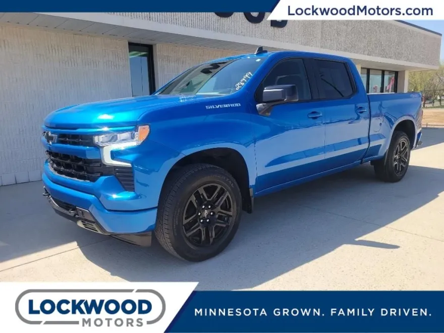 2024 Chevrolet Silverado 1500 RST photo 1