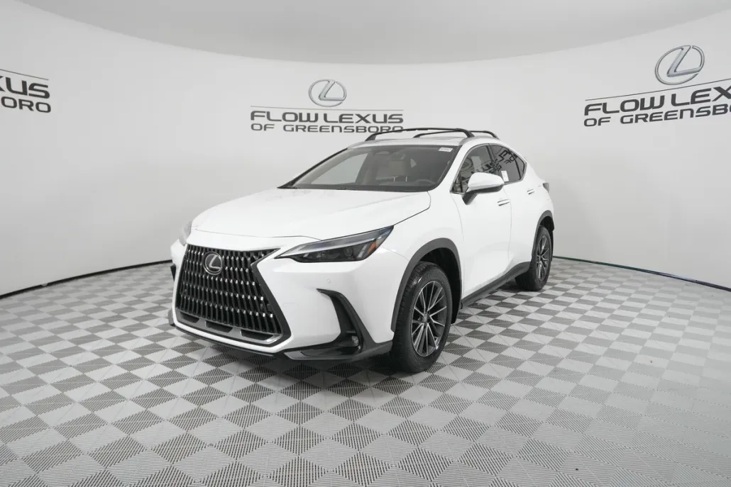 2026 Lexus NX 350 Premium photo 1