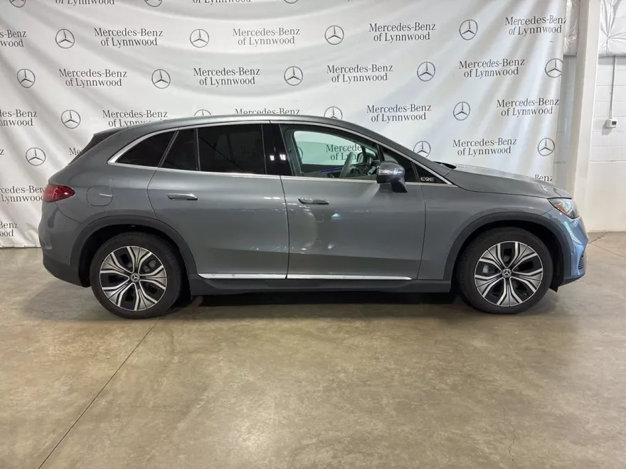 2024 Mercedes Benz EQE SUV 350 4MATIC photo 1
