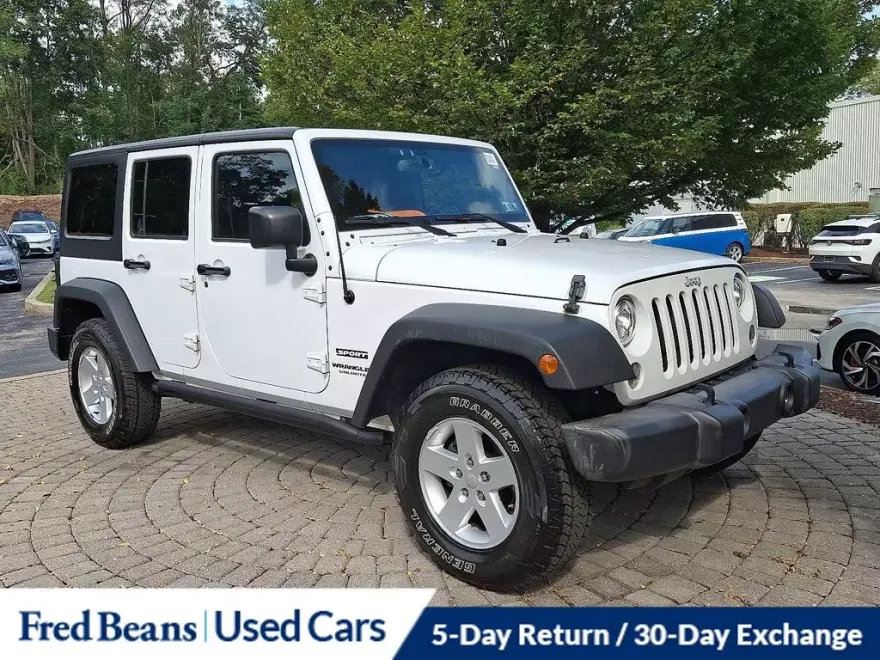 2017 Jeep Wrangler Unlimited Sport photo 1