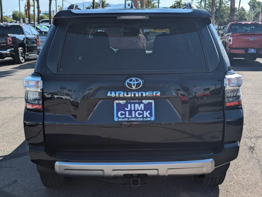 2024 Toyota 4Runner TRD photo 1