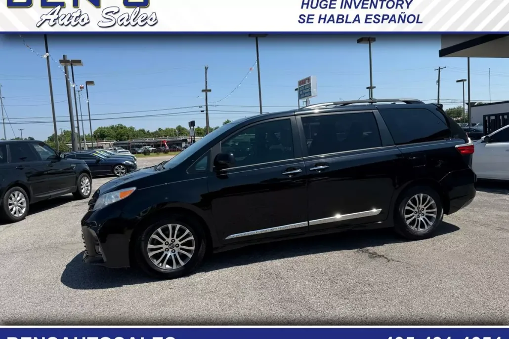 2019 Toyota Sienna Limited Premium photo 1