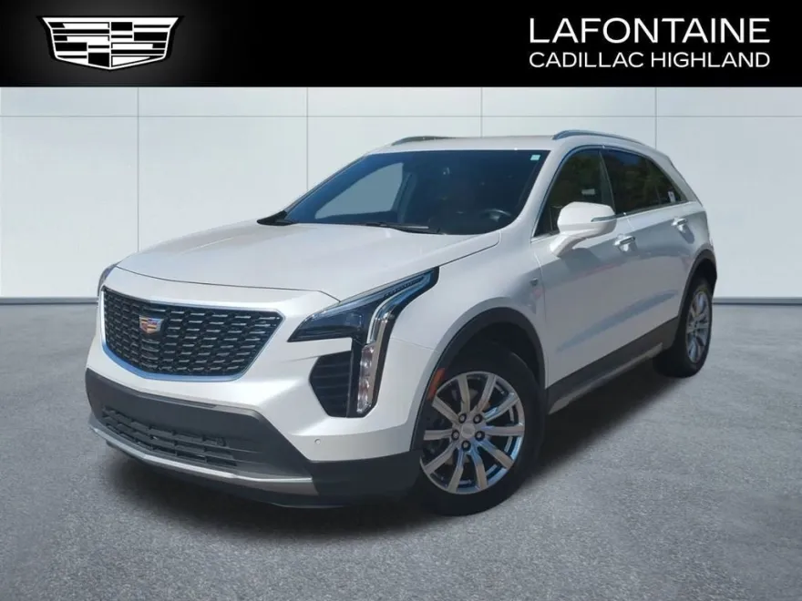 2023 Cadillac XT4 Premium Luxury photo 1