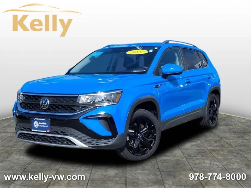 2022 Volkswagen Taos SE photo 1