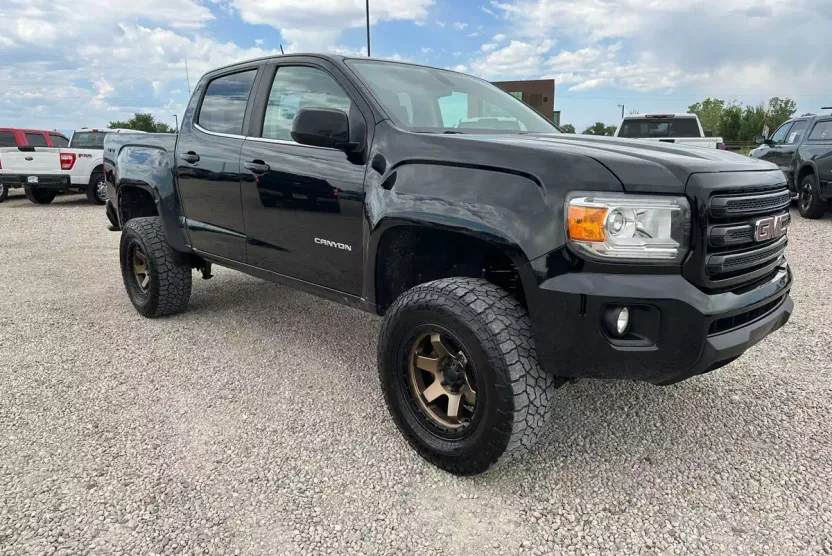 2020 Gmc Canyon SLE photo 1