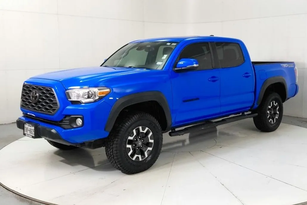 2020 Toyota Tacoma TRD Off-Road photo 1