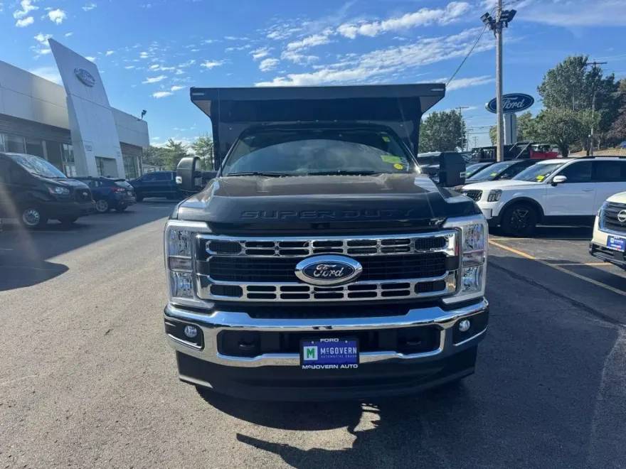 2026 Ford F-350 photo 1