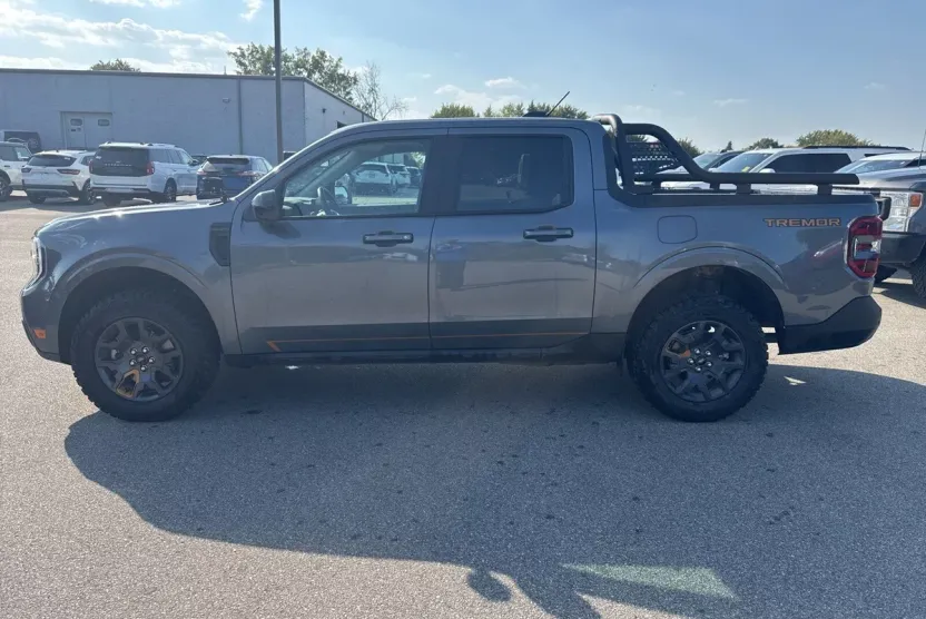 2025 Ford Maverick Tremor photo 1