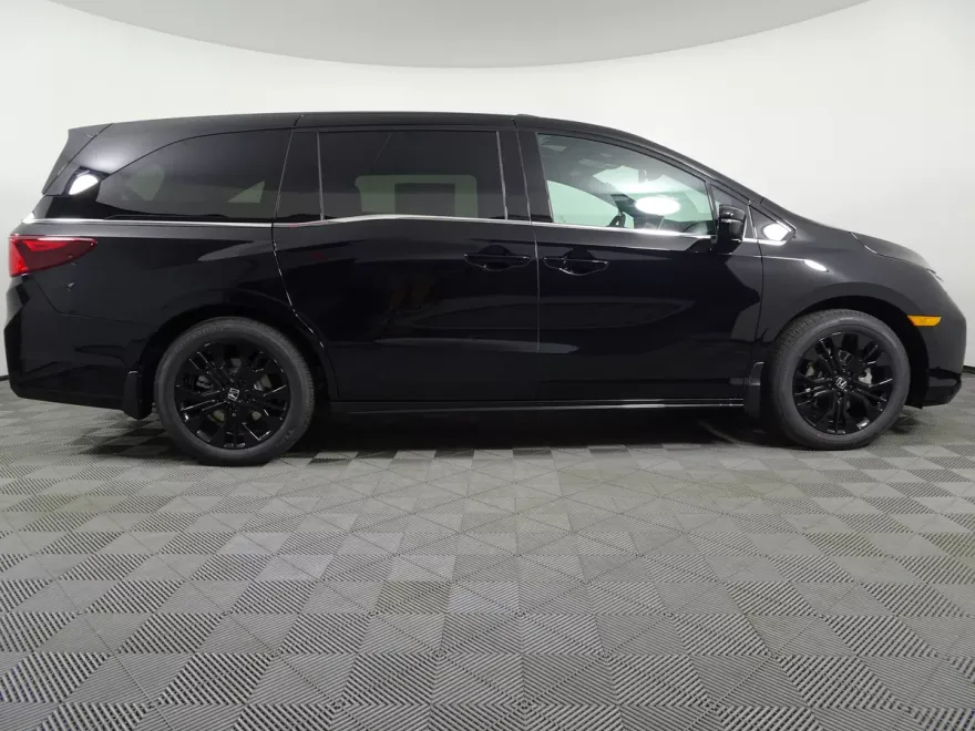 2026 Honda Odyssey photo 1