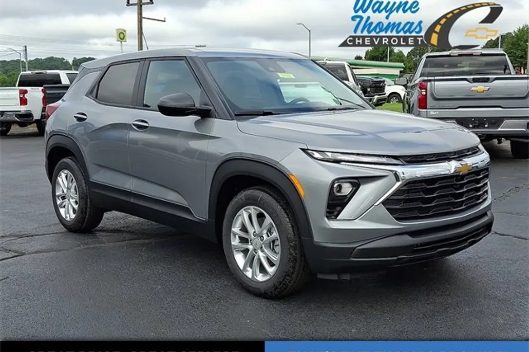 2026 Chevrolet Trailblazer LS photo 1