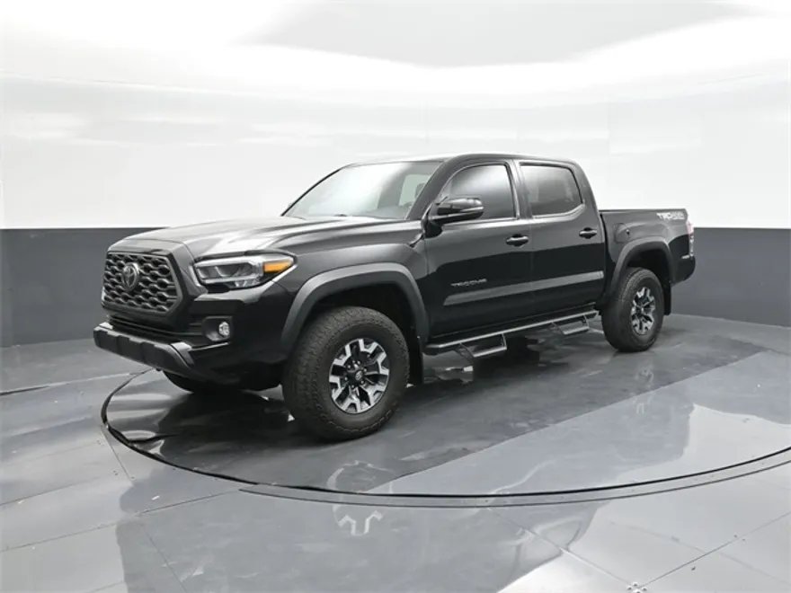 2023 Toyota Tacoma TRD Off-Road photo 1