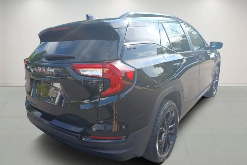 2022 Gmc Terrain SLE photo 1