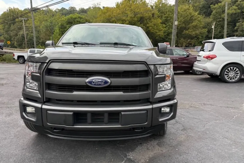 2015 Ford F-150 Lariat photo 1