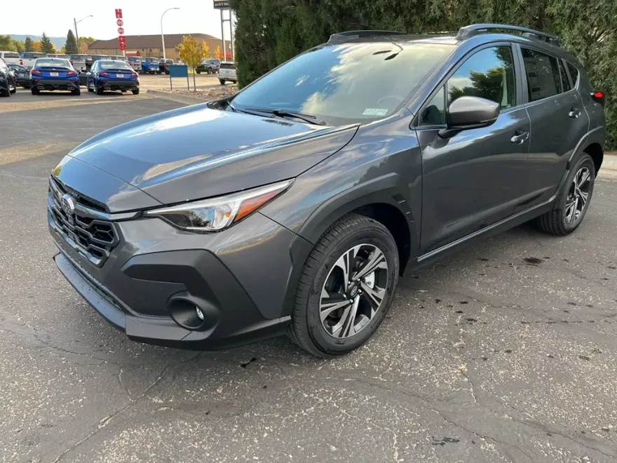 2025 Subaru Crosstrek Premium photo 1