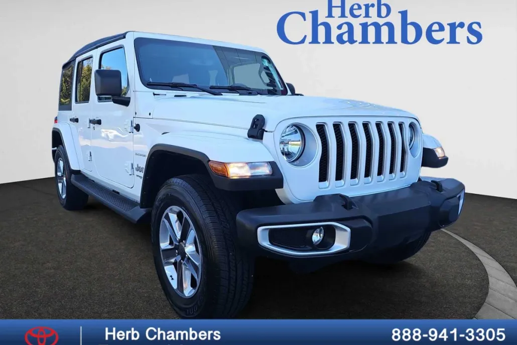 2022 Jeep Wrangler Unlimited Sahara photo 1
