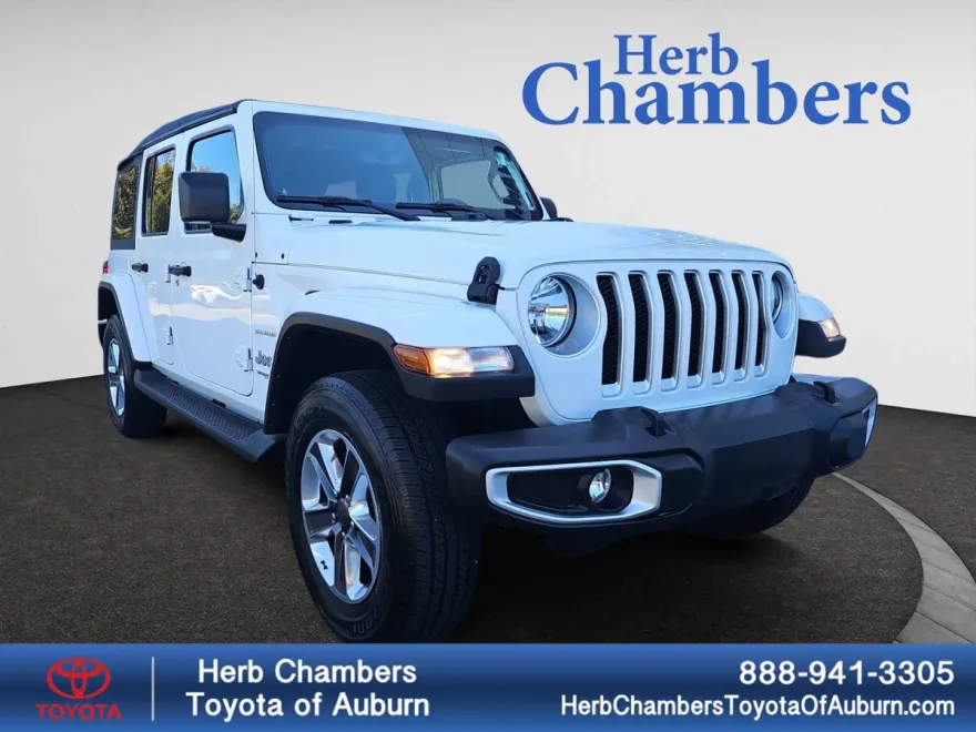 2022 Jeep Wrangler Unlimited Sahara photo 1
