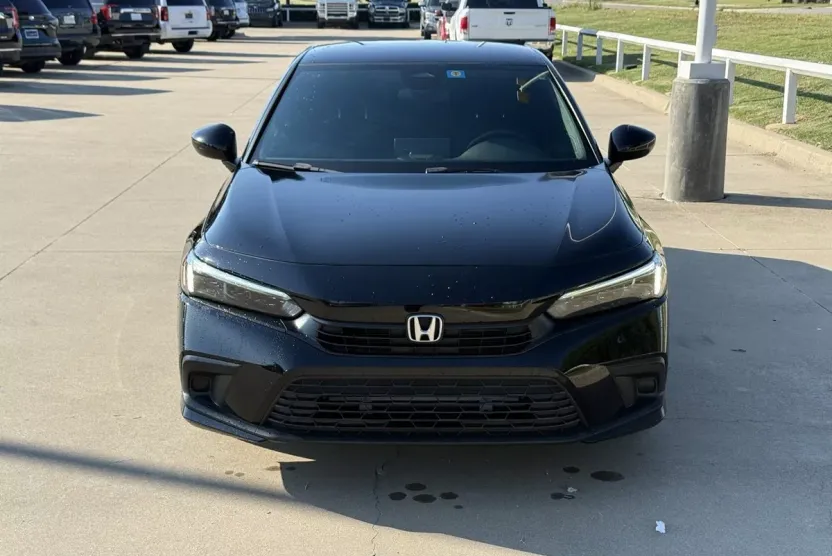 2022 Honda Civic Sport photo 1