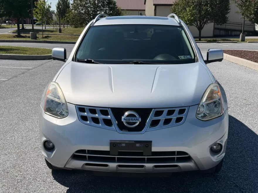 2013 Nissan Rogue SV SL photo 1