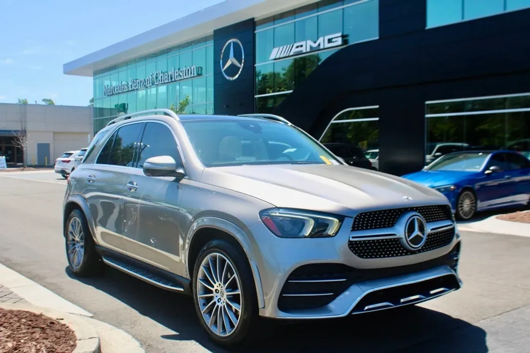 2022 Mercedes Benz GLE 350 4MATIC photo 1