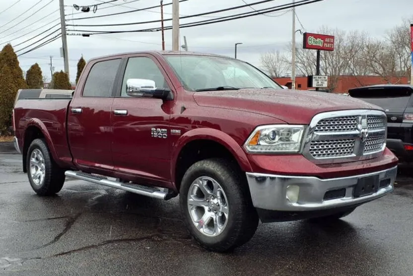 2017 Ram 1500 Laramie photo 1