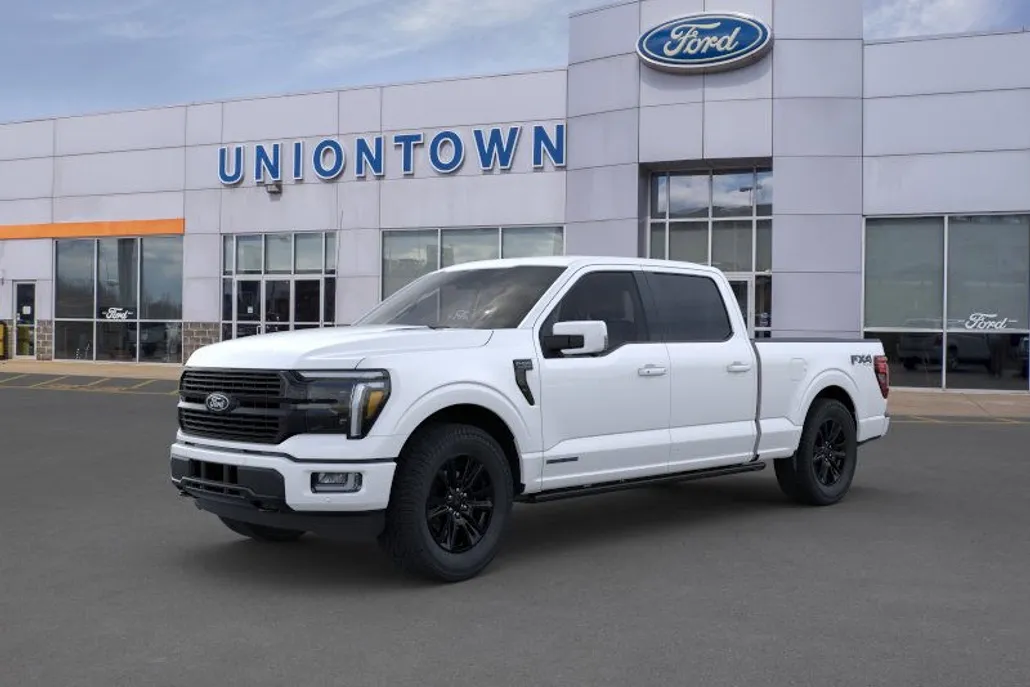 2025 Ford F-150 Platinum photo 1