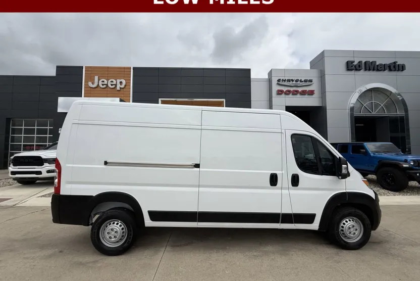 2025 Ram ProMaster 2500 photo 1