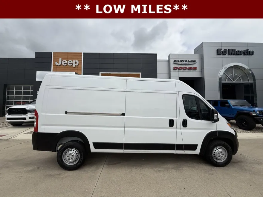 2025 Ram ProMaster 2500 photo 1