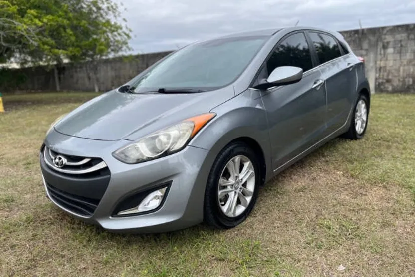 2015 Hyundai Elantra GT Base photo 1