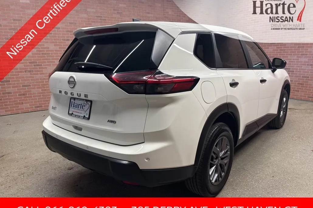 2024 Nissan Rogue S photo 1