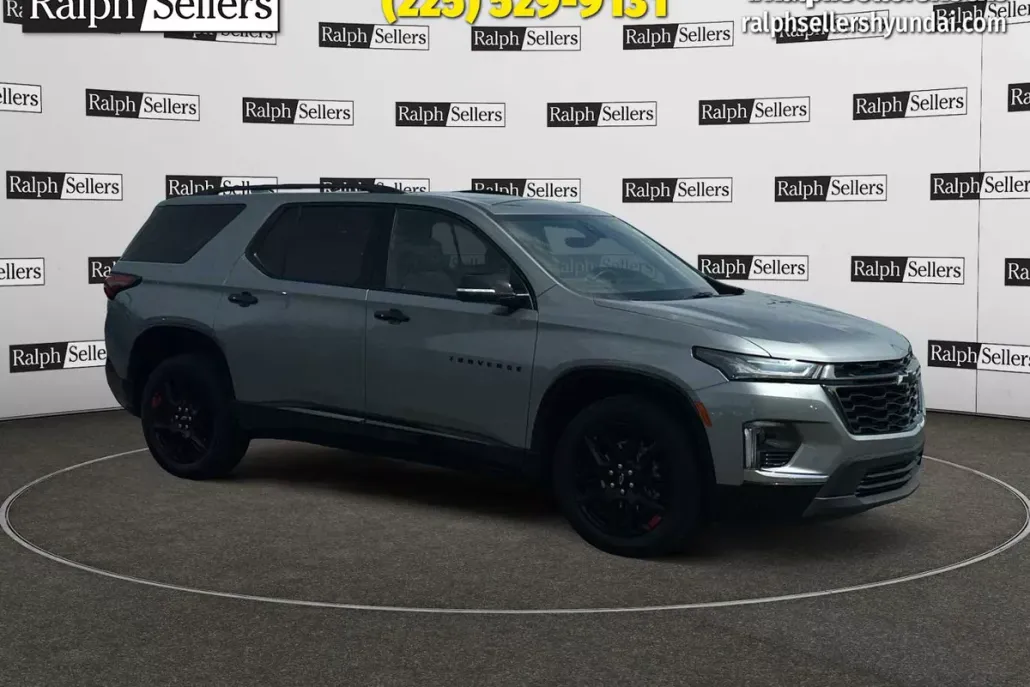2023 Chevrolet Traverse Premier photo 1